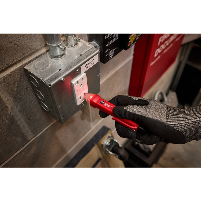 Milwaukee GFCI Receptacle Tester and Voltage Detector