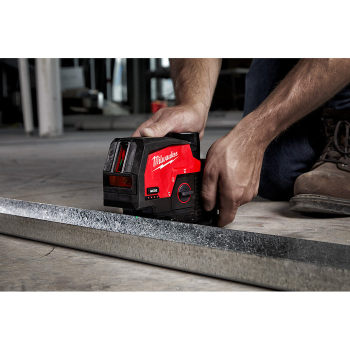 Milwaukee M12™ Green Cross Line & Plumb Points Laser Kit