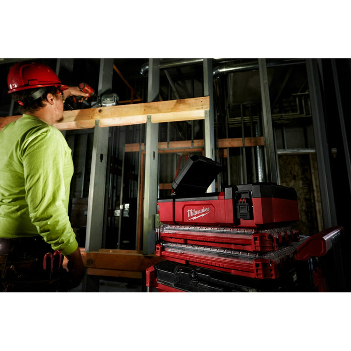 Milwaukee Portable M12 task light 