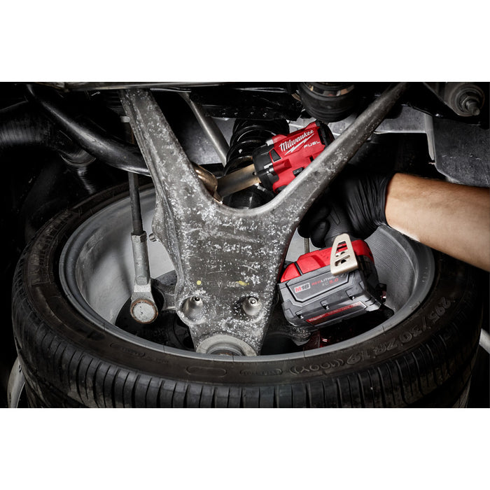 Milwaukee M18 FUEL™ 1/2" Compact Impact Wrench w/ Friction Ring Kit