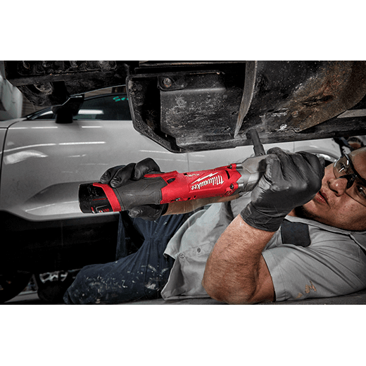 Milwaukee M12 FUEL™ 1/2" Right Angle Impact Wrench Kit, Model 2565-22* - Orka