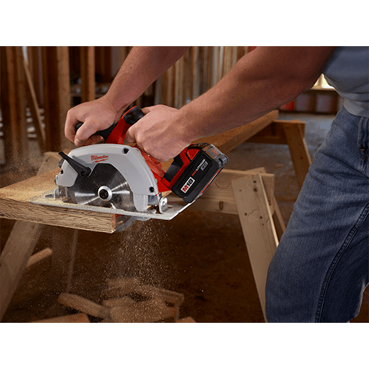 Milwaukee M18™ Cordless LithiumIon 61/2 in. Circular Saw (Tool Only), Model 2630-20* - Orka