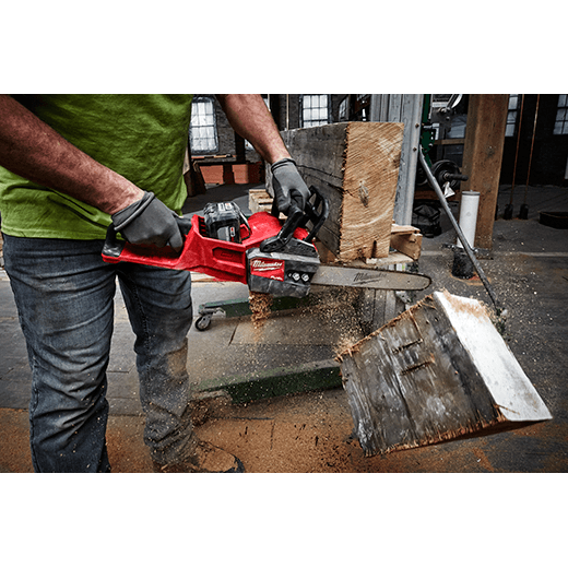 Milwaukee M18 FUEL™ 16 in. Chainsaw Kit, Model 2727-21HD - Orka