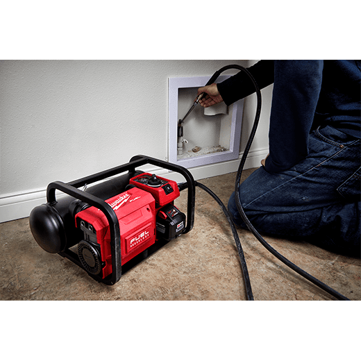 Portable air compressor online milwaukee
